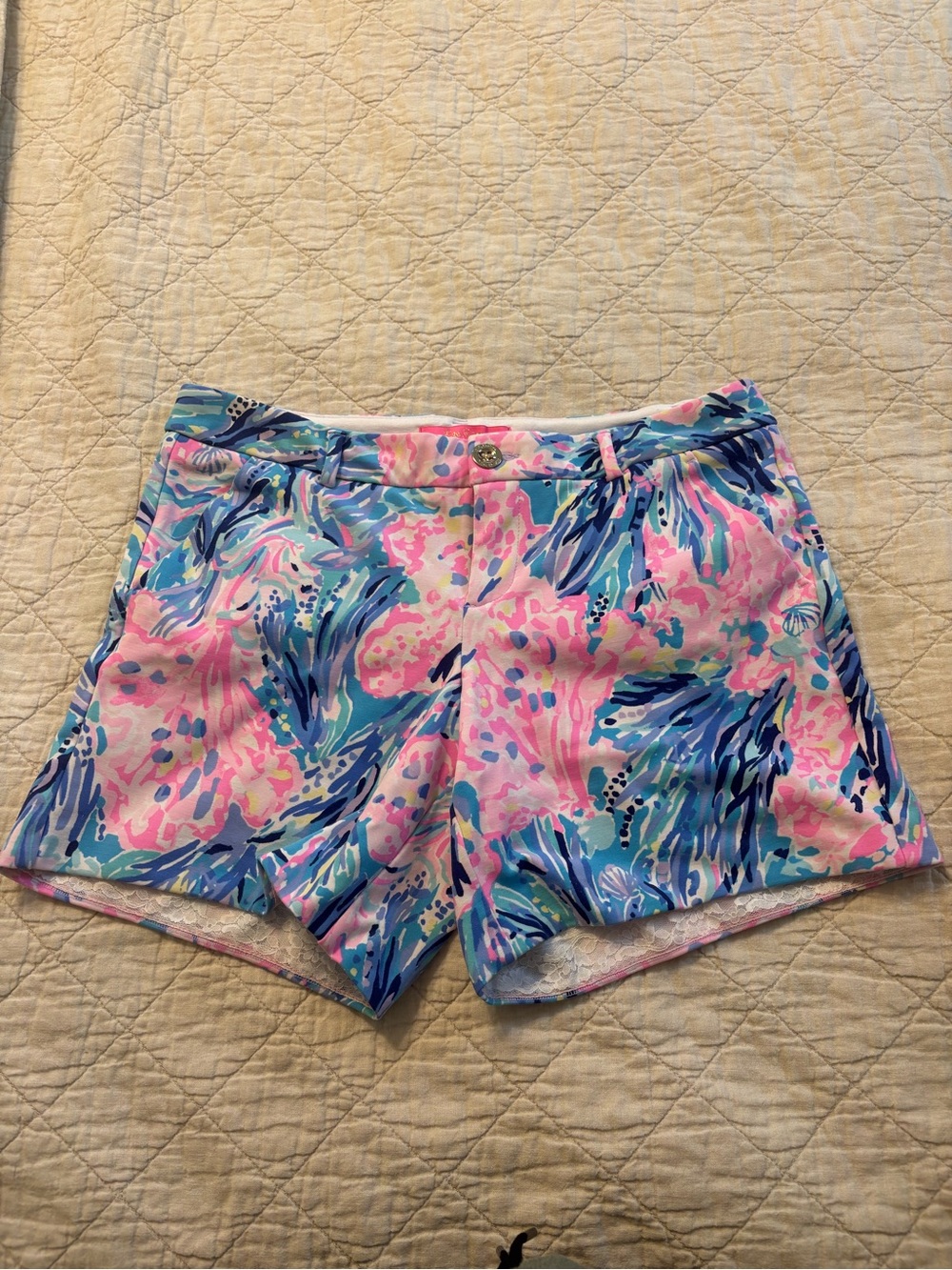 Lilly Pulitzer Women’s Callahan Stretch Knit Shorts Floral Blue Pink Size 6